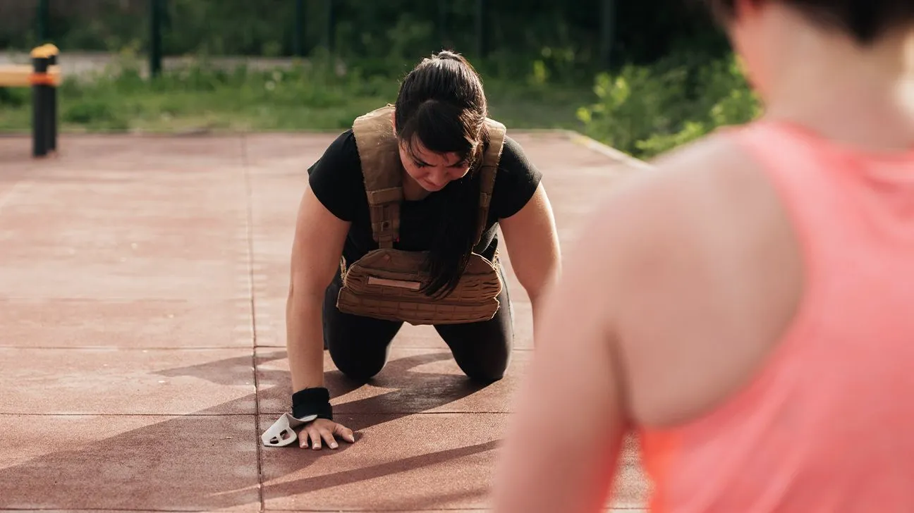 Weighted Vests May Boost Physical Conditioning, Yet Fat Reduction Benefits Remain Debatable